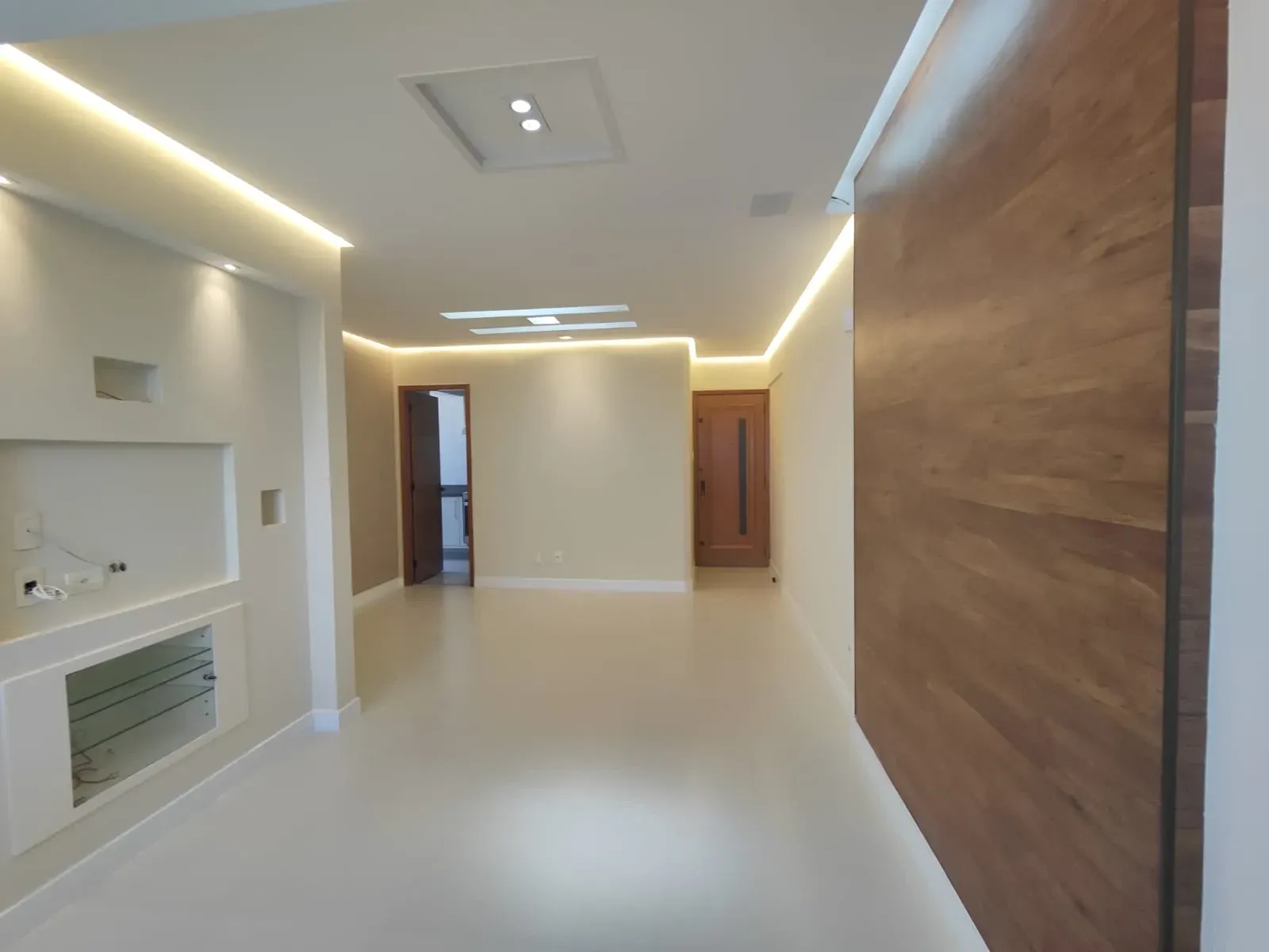 Foto do imóvel: Apartamento com 3 Quartos para Alugar, 84 m² em Avenida Professor Manoel Ribeiro, nº 1361. Stiep, Salvador - BA