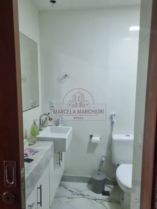 Imagem Apartamento em andar alto, excelente, amplo, armários planejados, lazer