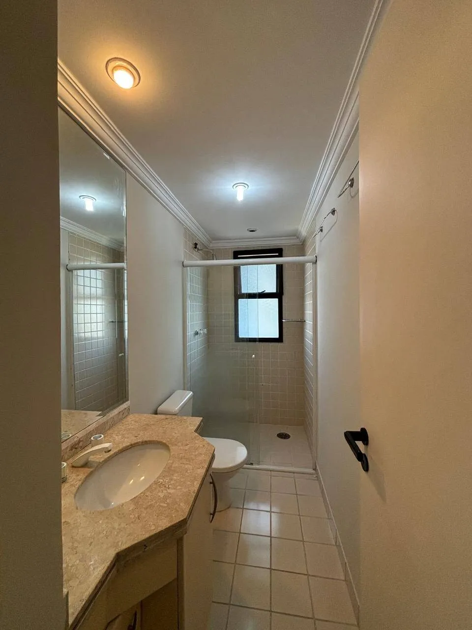 Imagem Apartamento com 3 Dormitórios e 3 Vagas em Alphaville, Barueri - Frente à Pista de Caminhada