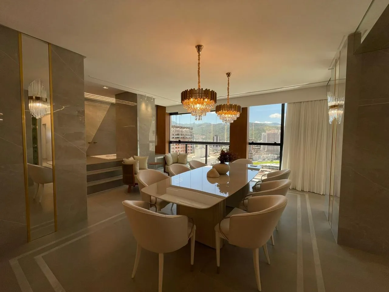 Imagem Apartamento à venda com 220m2 por R$ 4.990.000,00