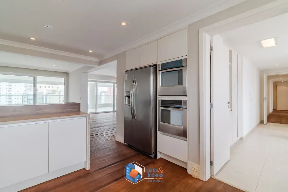 Imagem Apartamento para venda em Vila Uberabinha com 3 quartos, sendo 3 suítes, 335m²