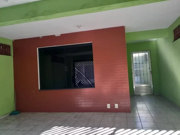 Imagem Casa para venda com 2 Dormitórios, 2 Banheiros e 2 Vagas de Garagem!
