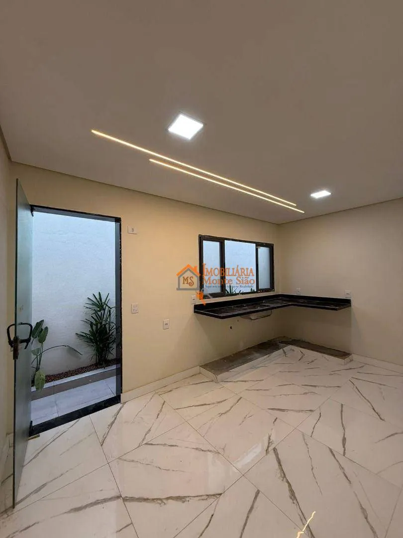 Imagem Sobrado com 3 dormitórios à venda, 125 m² por R$ 639.000,00 - Presidente Dutra - Guarulhos/SP