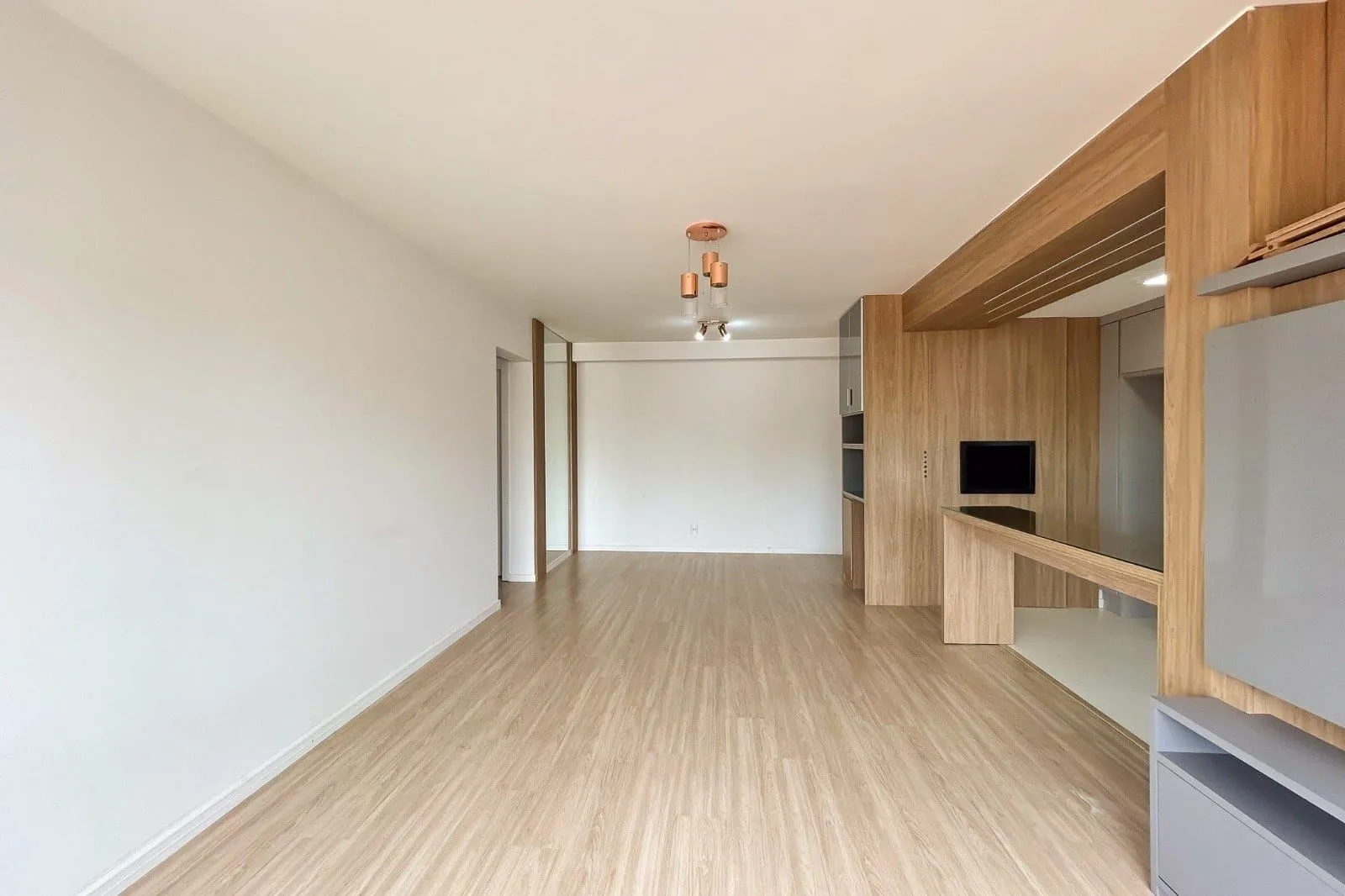 Imagem Apartamento no bairro Ipanema, 3 dormitórios - 1 suíte - 2 vagas