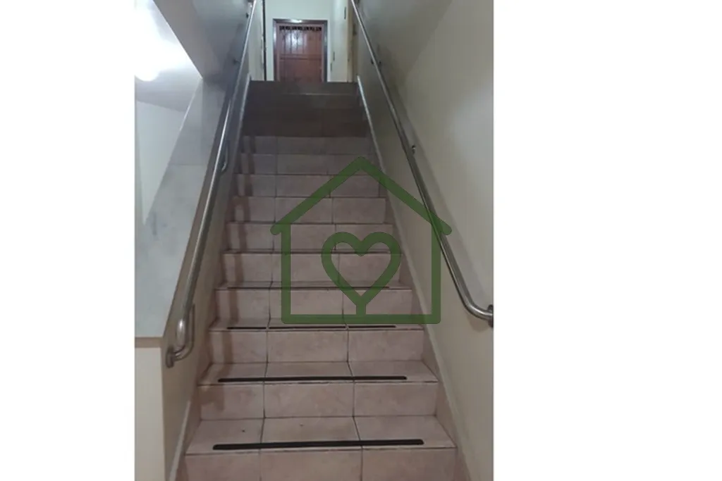 Imagem Apartamento tipo JK, mobiliado e transformado em 1 dormitório. 
 
Com 33m² possui sala, dormitóri...