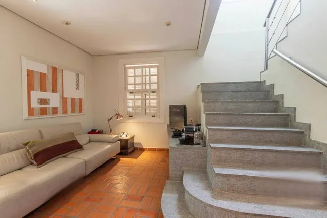 Imagem Casa Padrão - Santa Lúcia