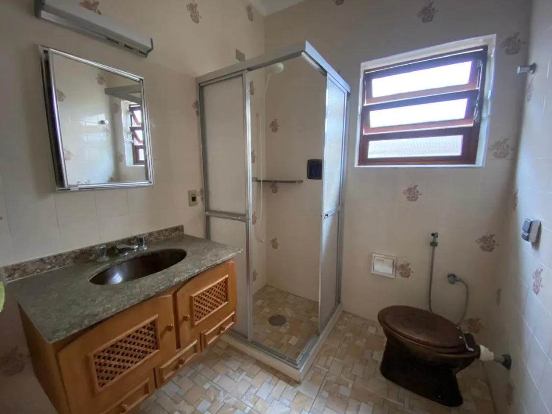 Imagem CASA COM EDÍCULA, 3 DORMITÓRIOS SENDO 1 SUÍTE PARA LOCAÇÃO NO CENTRO DE ITANHAÉM