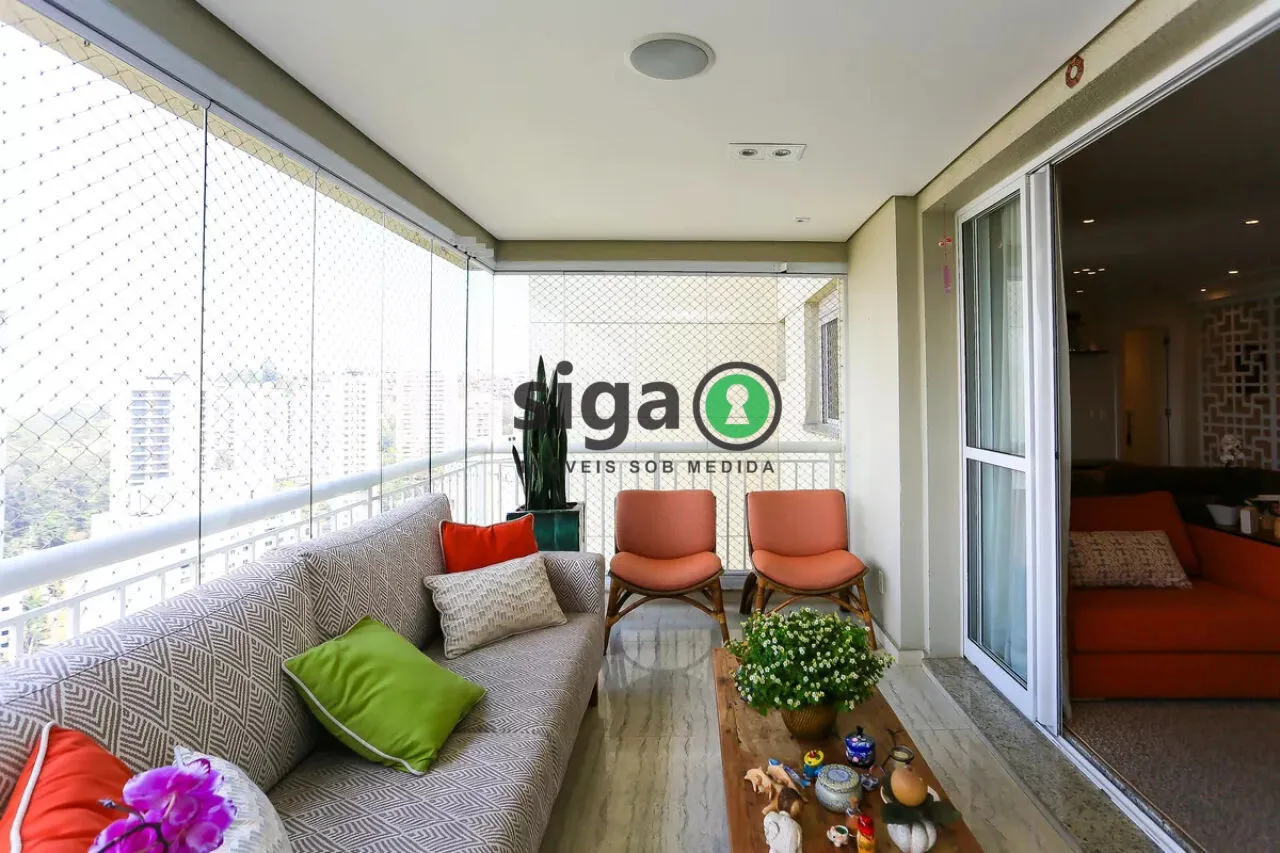 Imagem Apartamento de 223 metros com 3 quartos e 4 vagas