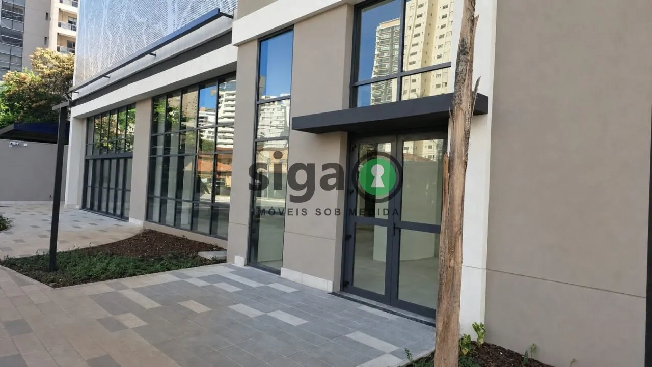 Imagem Loja de esquina com 500 m² para locação no Brooklin | Pé-direito duplo e porte-cochère