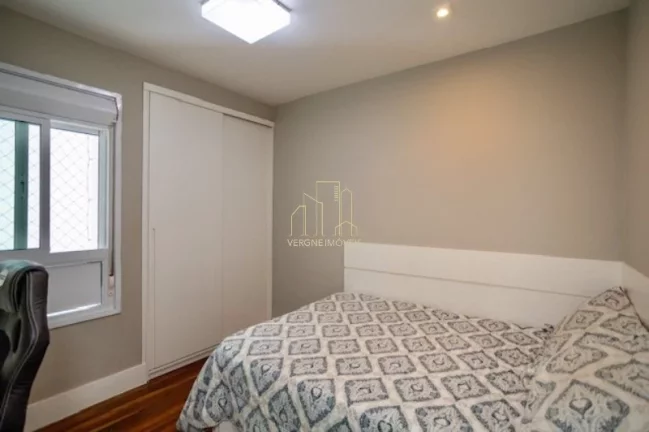 Imagem Apartamento com três suítes closet amplo living à venda em Alphaville Salvador