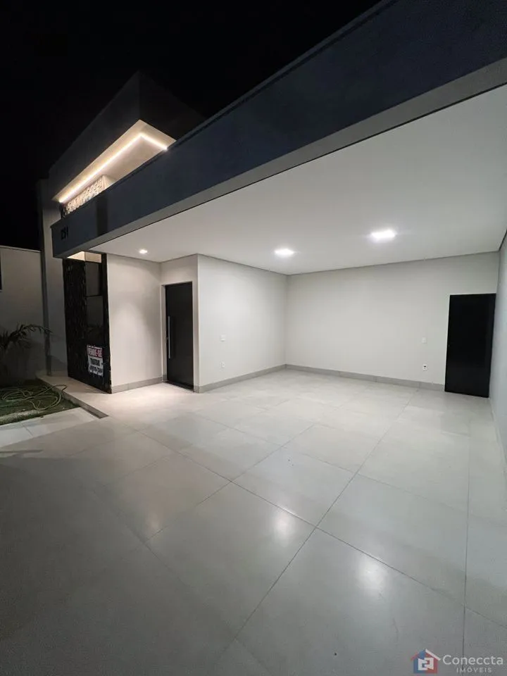 Imagem Casa com 3 dormitórios à venda, 146 m² por R$ 740.000,00 - Afonso Queiroz - Patos de Minas/MG