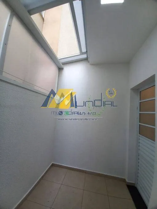 Imagem Vendo Sobrado em Santo André, Vila F. Matarazzo
