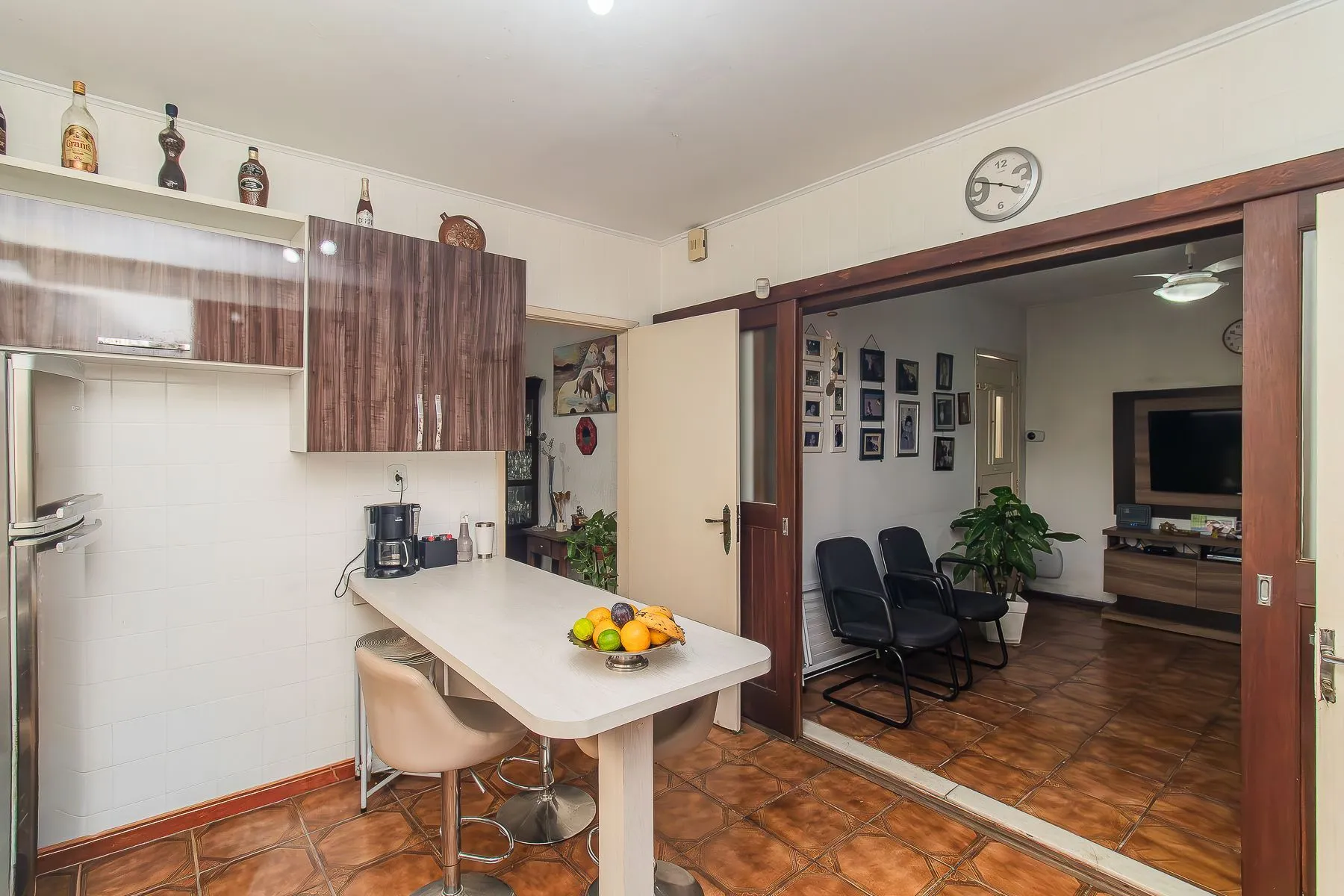 Imagem Casa 3 dormitórios, 5 vagas.