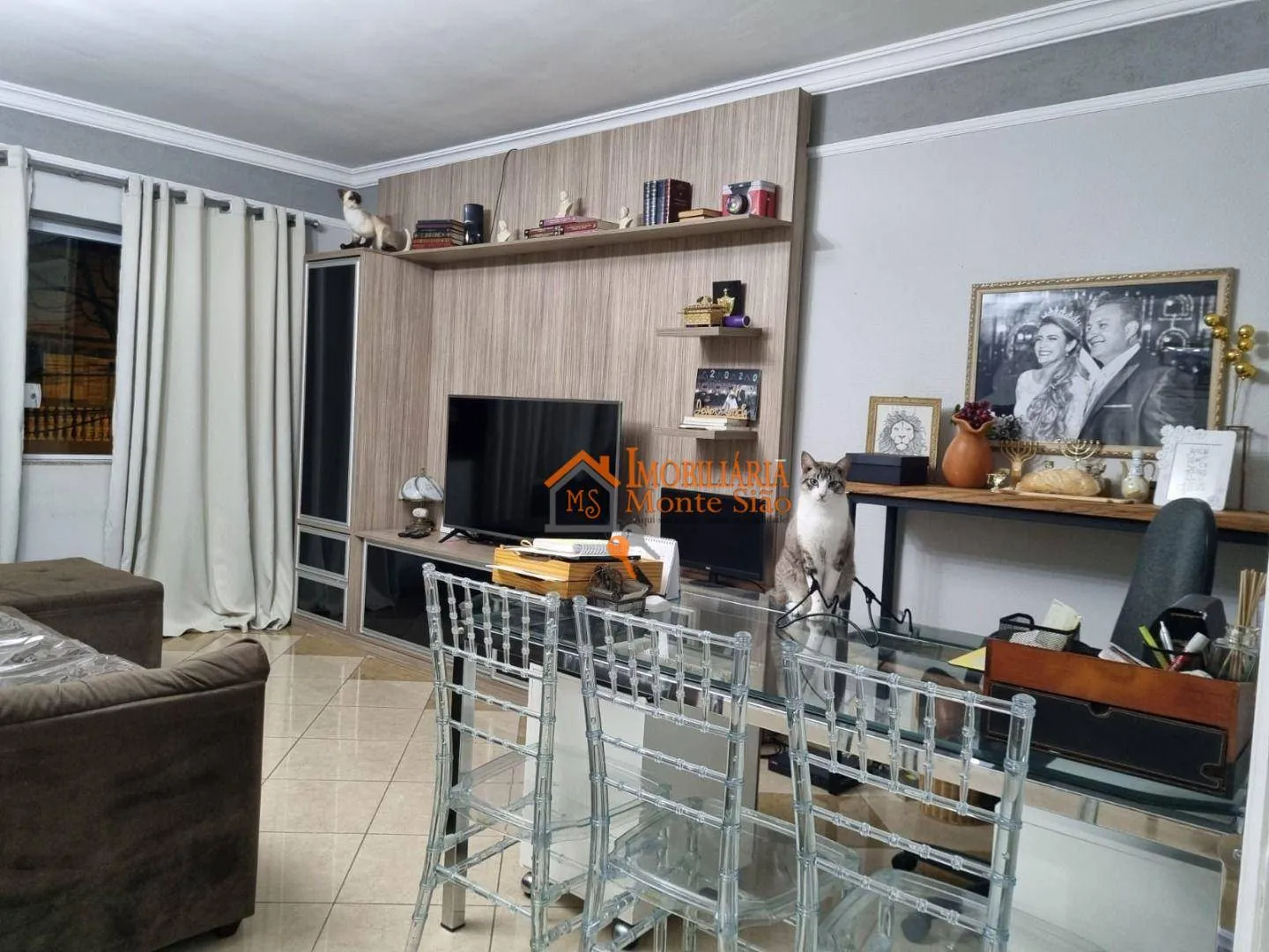 Imagem Sobrado com 4 dormitórios à venda, 300 m² por R$ 3.000.000,00 - Jardim Santa Cecília - Guarulhos/SP