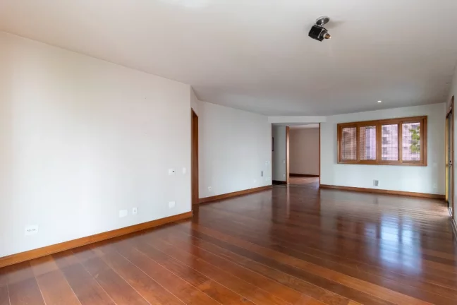 Imagem Apartamento à venda em São Paulo, Moema, com 3 quartos, 325m2