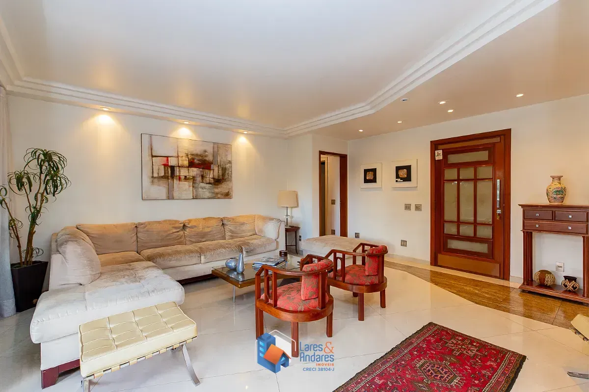 Foto do imóvel Apartamento para venda em Moema com 4 quartos, sendo 4 suítes, 200m² em Avenida Rouxinol