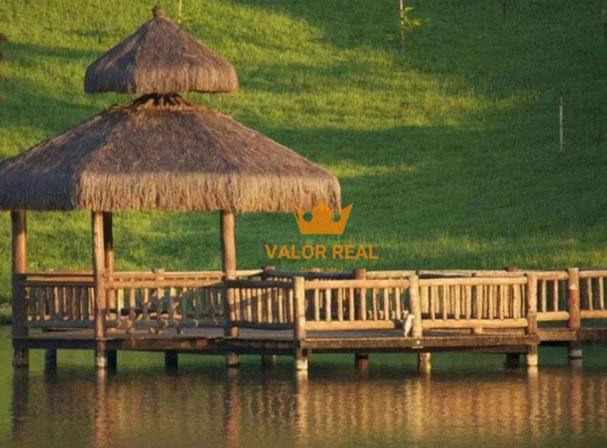 Imagem Terreno Magnífico de alto padrão com 1000 m² R$ 1.280 mil, plano em um dos melhores condomínios de Jundiaí: Villagio Paradiso.