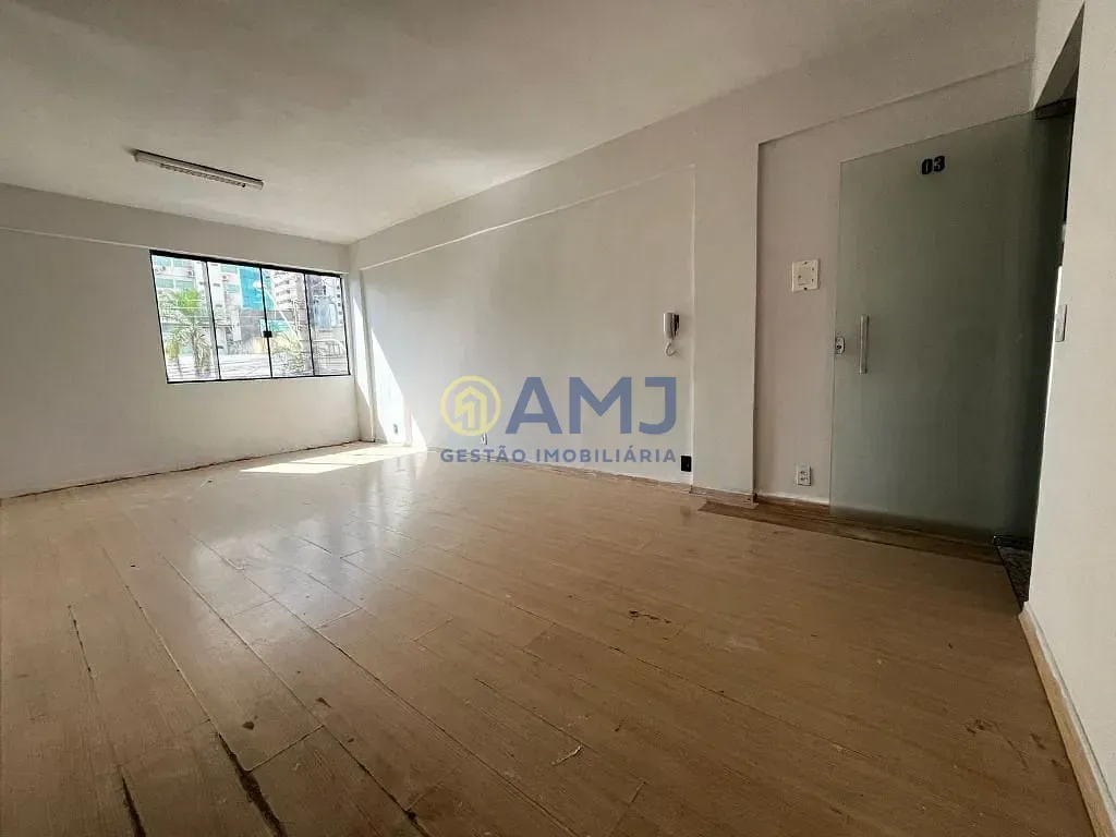 Foto do imóvel SALA COMERCIAL PARA LOCAÇÃO | AV. T-7 - SETOR BUENO | GOIÂNIA em Endereço não informado