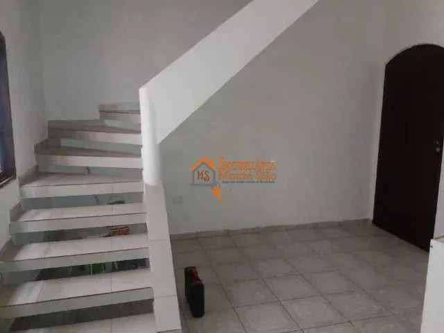 Imagem Casa com 3 dormitórios à venda, 220 m² por R$ 420.000,00 - Jardim Silvestre - Guarulhos/SP