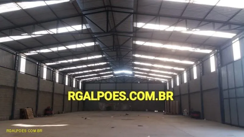 Imagem Galpão para Locação em DUQUE DE CAXIAS, Capivari, 2 banheiros