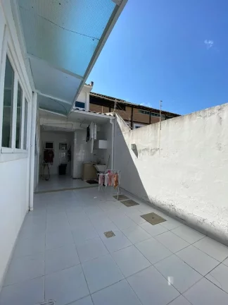 Imagem Casa com 5 dormitórios à venda, 574 m² por R$ 3.150.000,00 - Peró - Cabo Frio/RJ
