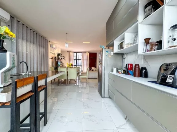 Imagem Casa em Alto Padrão, no condomínio Reserva do Parque , com 3 suítes, semi-mobiliada, climatizada e piscina , aceita financiamento bancário