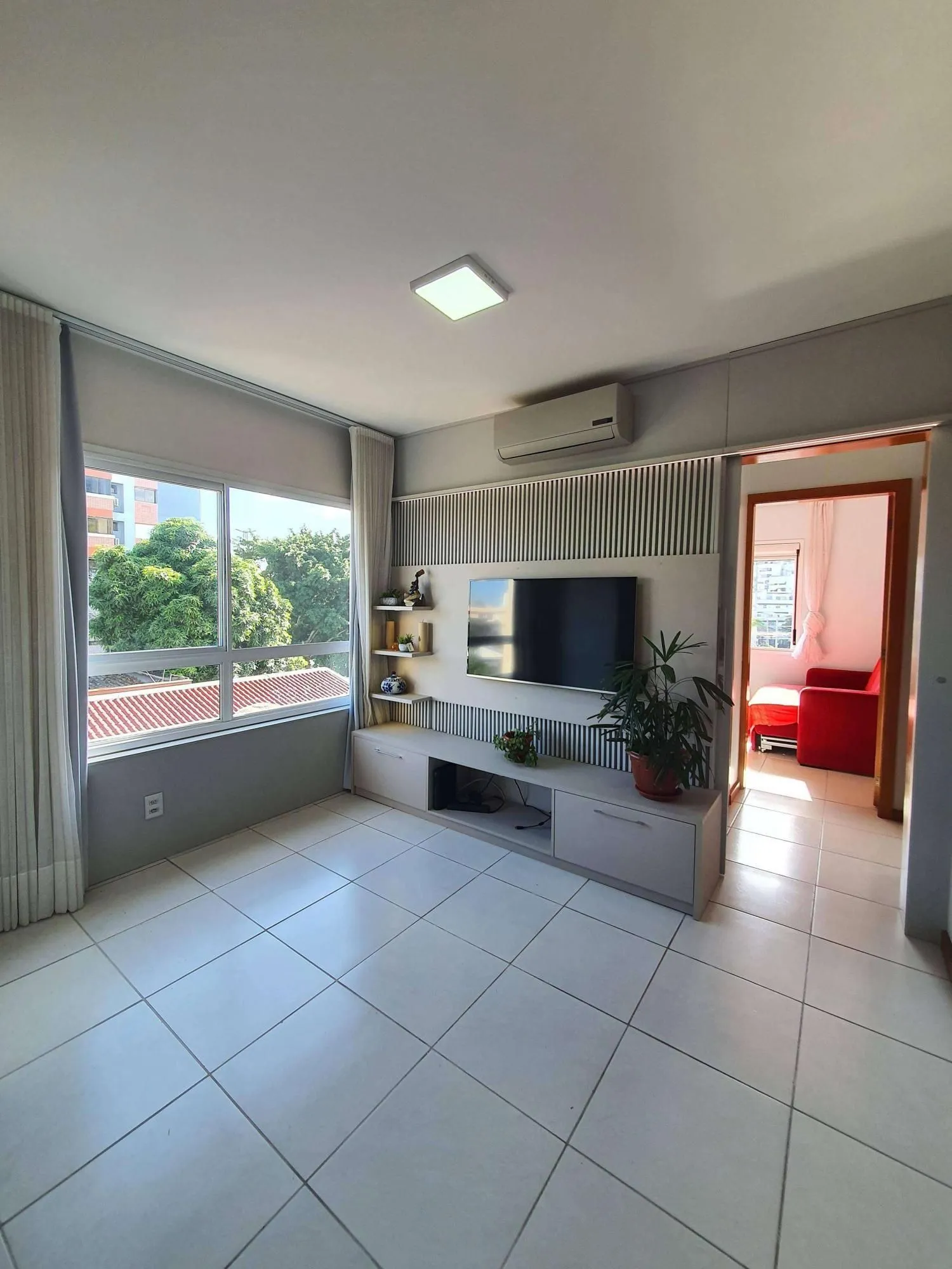 Imagem Apartamento mobiliado, pronto para morara com 2 dormitórios e 1 garagem