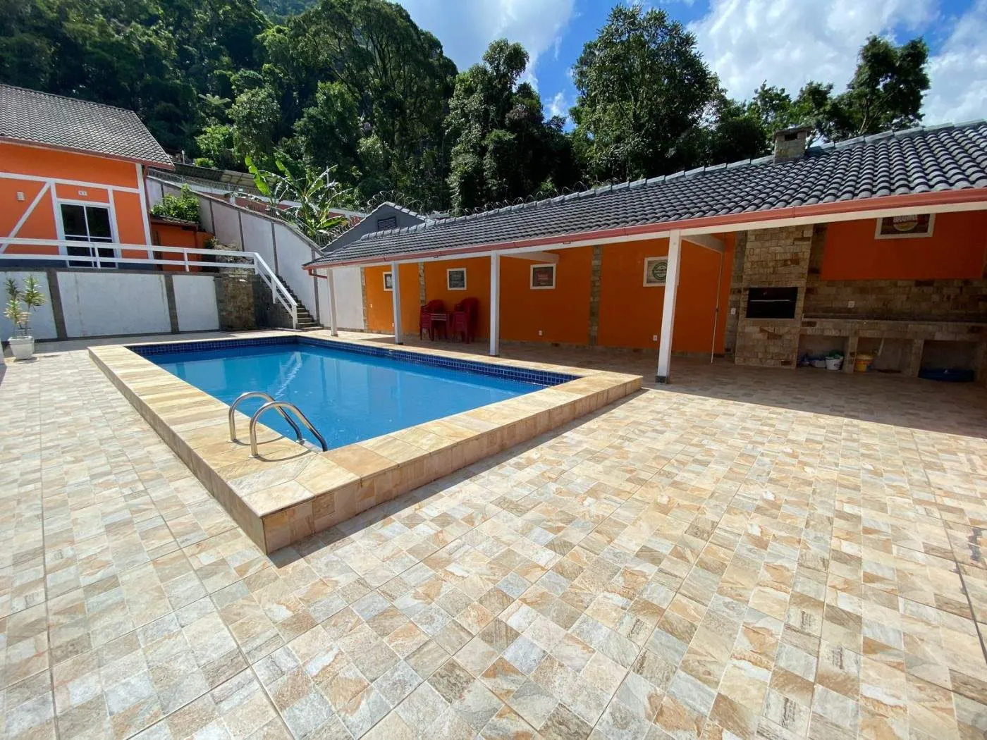 Foto do imóvel Casa em Condomínio para Venda em Teresópolis / RJ em Alameda Arnaldo Guinle
