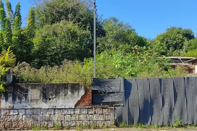 Imagem Terreno/Lote Residencial para venda no bairro Jardim Itu em Porto Alegre