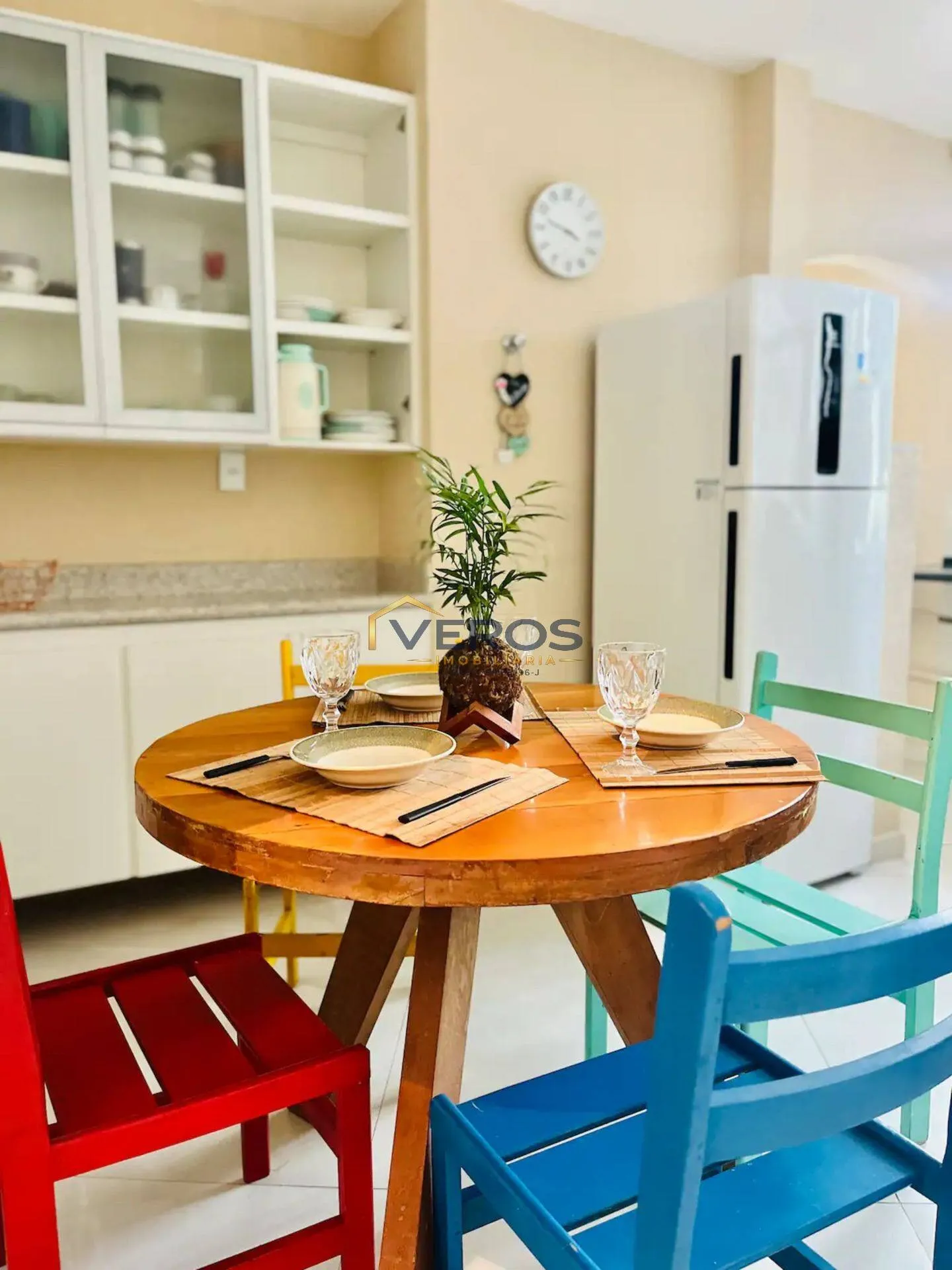 Imagem Apartamento com 2 dormitórios a 50 metros da Martim de Sá