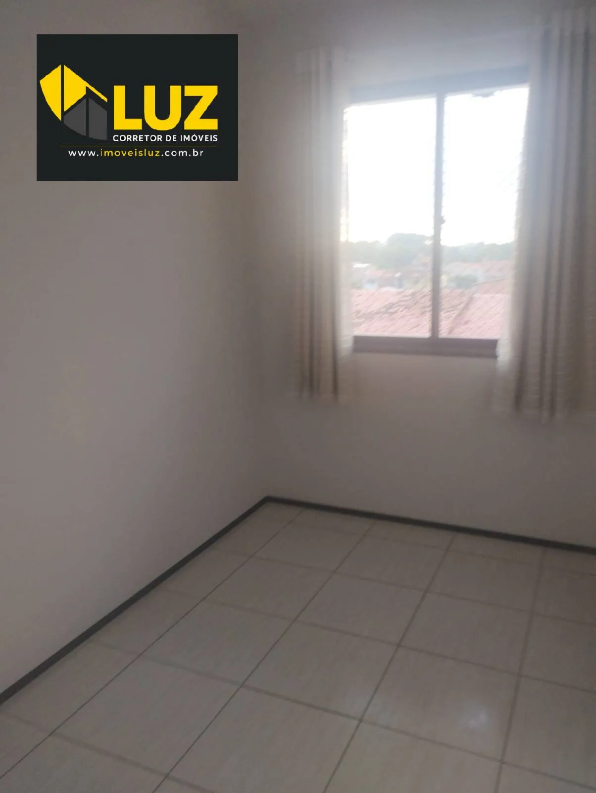 Imagem Apartamento à Venda no Condomínio Milton Gondim - PARANGABA