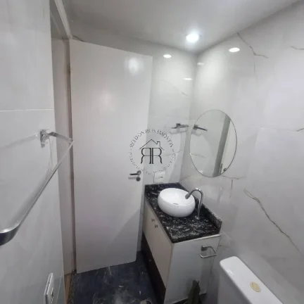 Imagem Apartamento de 55m², localizado no térreo, com 2 dormitórios e 1 vaga de garagem, varandas são e...