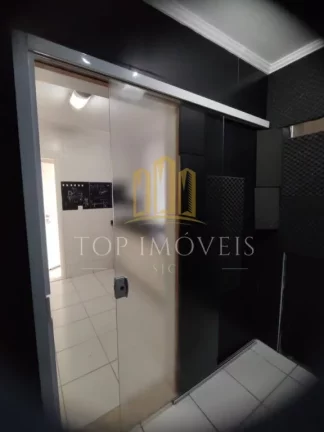 Imagem Oportunidade no Vila Branca! Apresentamos uma belíssima casa em condomínio fechado que une conforto, segurança e praticidade em um só lugar.
