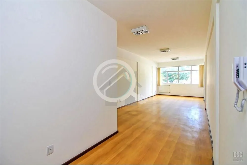 Imagem Sala Comercial na Cristóvão Colombo, Bairro Floresta, em frente ao shopping TOTAL. ACEITA CARRO NO...