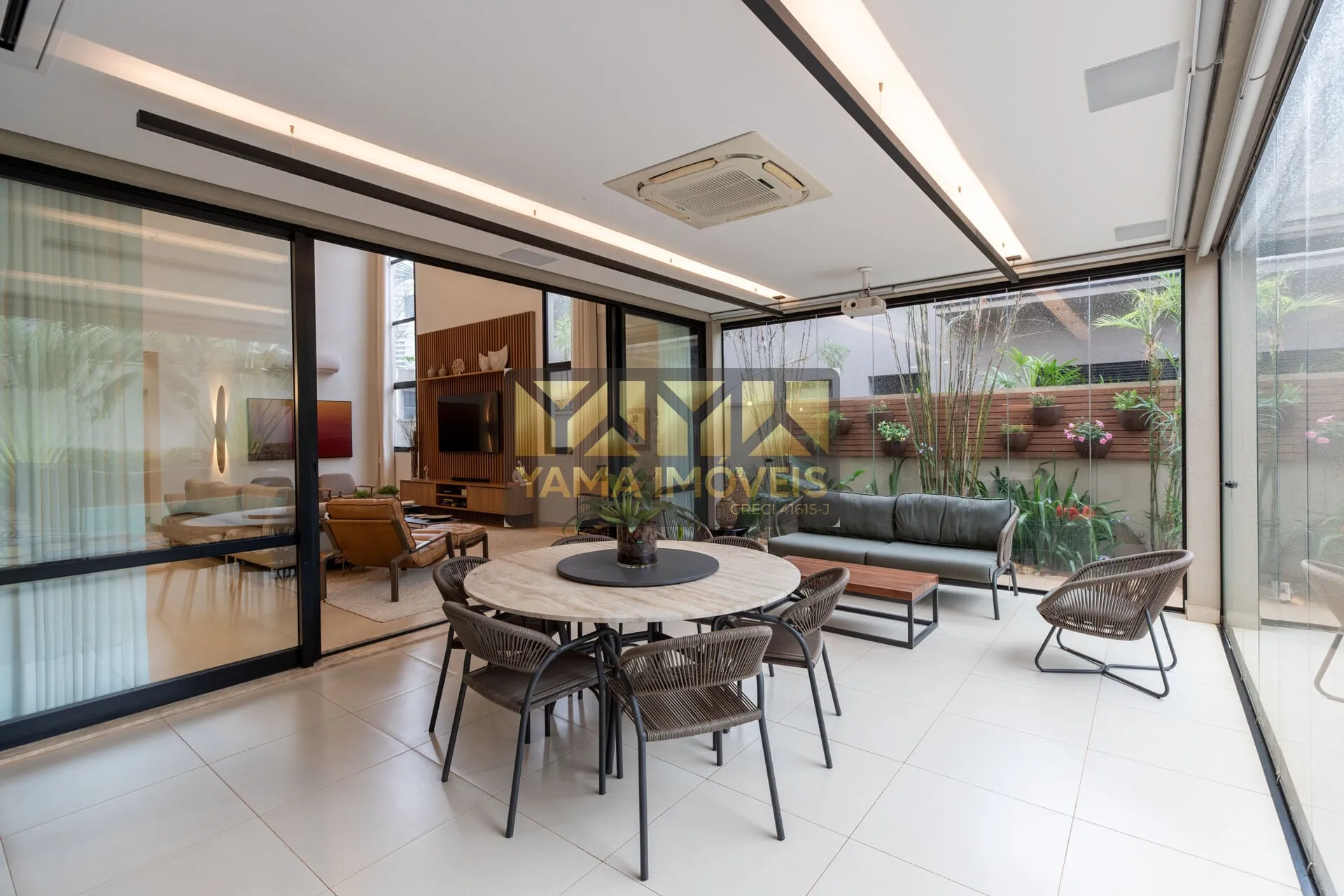 Imagem Casa à Venda Condomínio Buganvile - Jardim Olhos D´Água, 399m², Ribeirão Preto-SP
