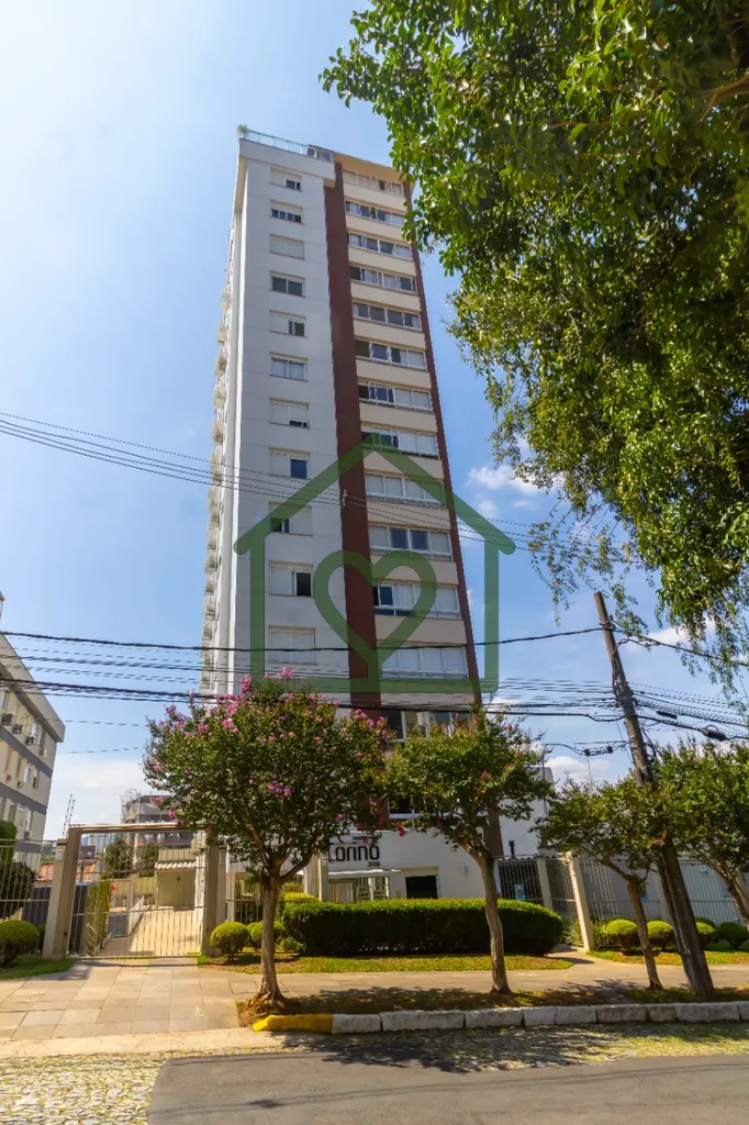 Imagem Apartamento semimobiliado em andar alto no bairro Petrópolis. 
 
Vista panorâmica de todas as jane...