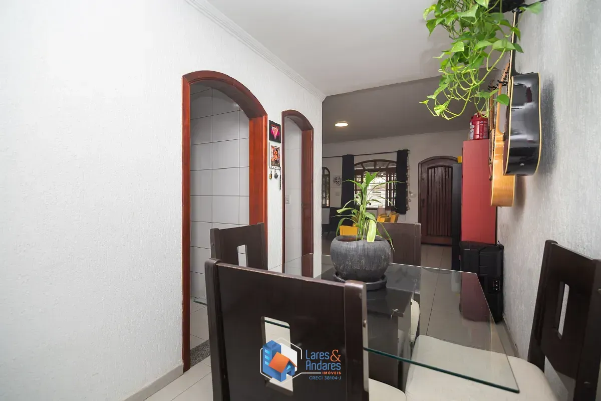 Imagem Casa para venda em Cidade Monções com 3 quartos, sendo 1 suíte, 217m²