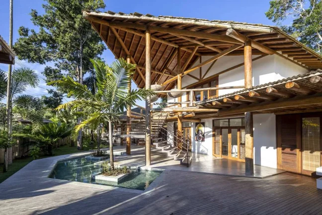 Imagem Casa de luxo à venda em Trancoso/BA com alta rentabilidade na locação — oportunidade exclusiva para investidores.