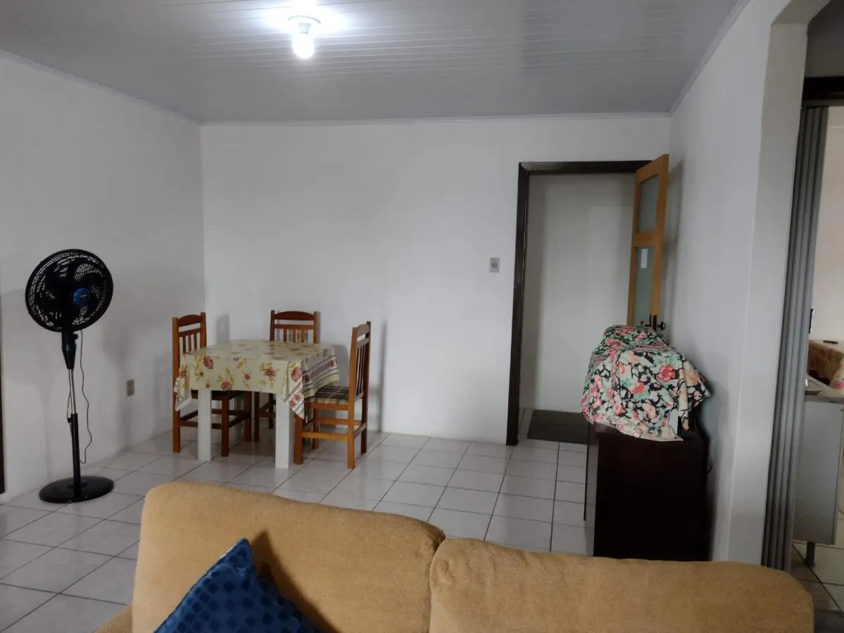 Imagem Casa para Venda em Pelotas, Fragata, 3 dormitórios, 3 banheiros, 2 vagas
