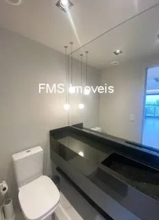 Imagem Imperdível! Apartamento à venda em São Paulo-SP, na Vila Dom Pedro I, com 3 quartos, 3 suítes e 160m². Agende sua visita!