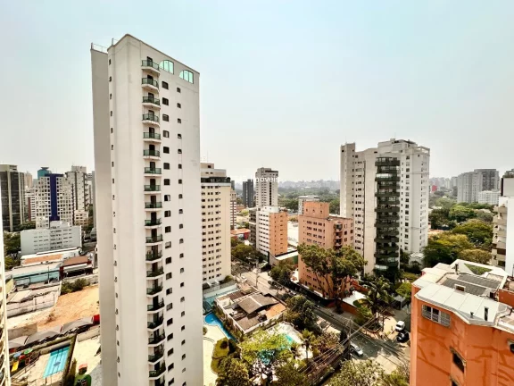 Imagem Excelente Oportunidade: Apartamento de Luxo à Venda em Indianópolis, São Paulo-SP - 2 Quartos, 2 Suítes, 3 Salas, 4 Banheiros, 3 Vagas - 150m².