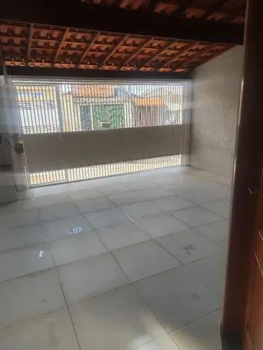 Imagem Casa para Venda em Hortolândia, Jardim Everest, 2 dormitórios, 1 banheiro, 2 vagas