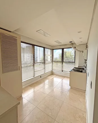 Imagem Apartamento 4 quartos para venda no bairro Madureira em Caxias do Sul
