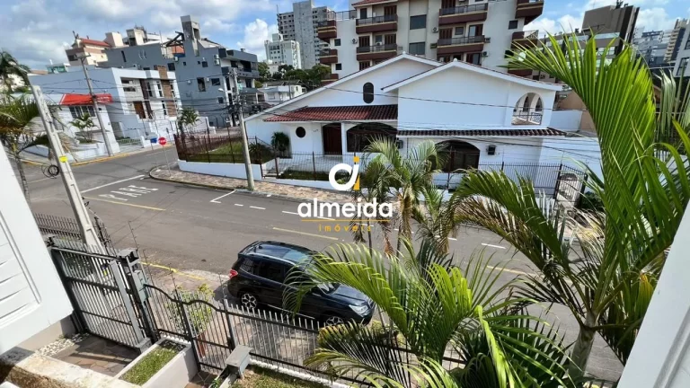 Imagem Linda Residência no Bairro Nossa Senhora de Lourdes