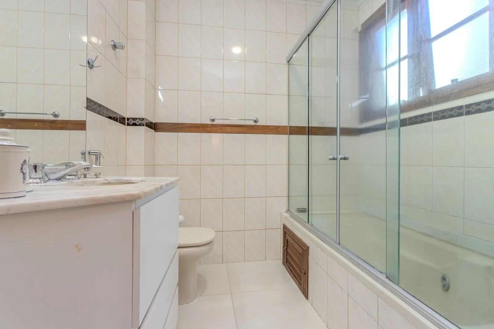 Imagem Cobertura duplex no bairro Petrópolis de 3 dormitórios *2 vagas e terraço
