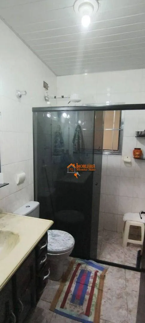 Imagem Sobrado com 3 dormitórios à venda, 240 m² por R$ 550.000,00 - Jardim Las Vegas - Guarulhos/SP