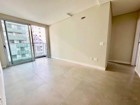 Imagem Apartamento à venda com 2 suítes no Centro de Florianópolis - Alto padrão e excelente localizaç...