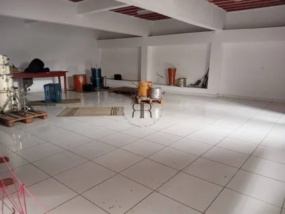Imagem Casa à venda no bairro Jardim Egle
Imóvel amplo, ideal para moradia ou investimento, com terreno g...