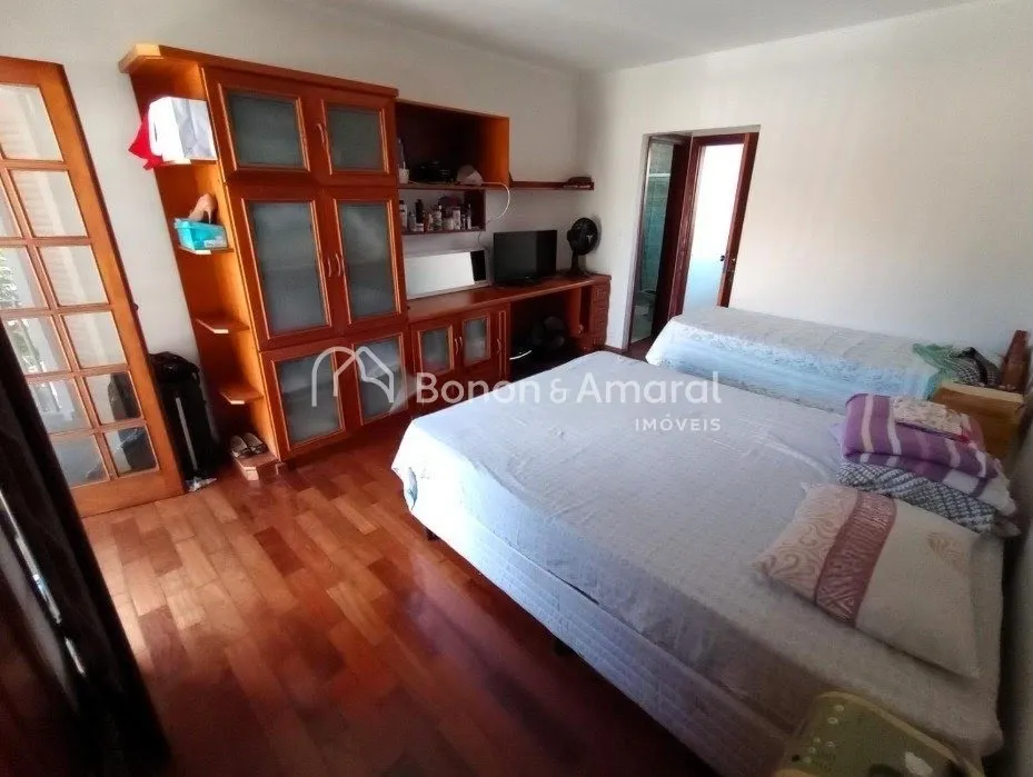 Imagem Casa com 4 Quartos e 6 banheiros à Venda, 288 m² por R$ 1.090.000