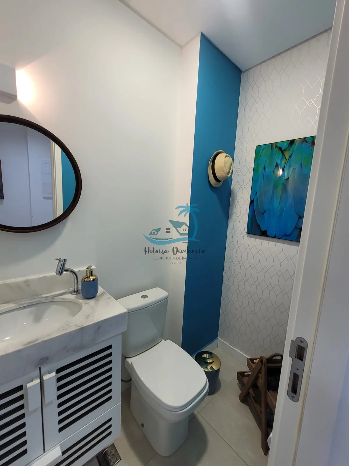 Imagem Maravilhoso apartamento com belíssima vista para o mar, disponível para venda no Itaguá em Ubatuba, a 250 metros do mar.
